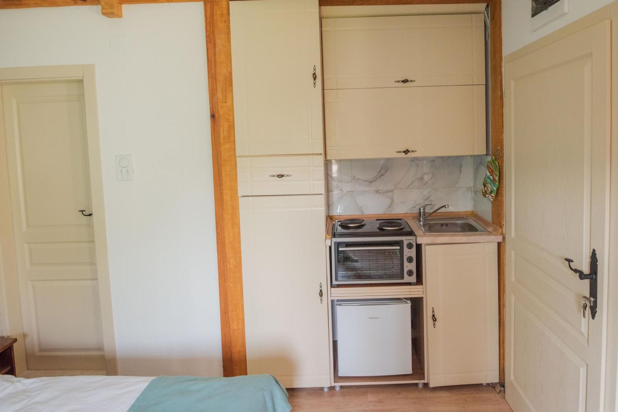 Apartment In Antique Museum Filip บิโตลา ภายนอก รูปภาพ